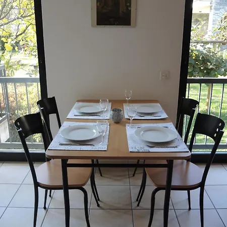 Tista By Fewotessin Apartman Ascona